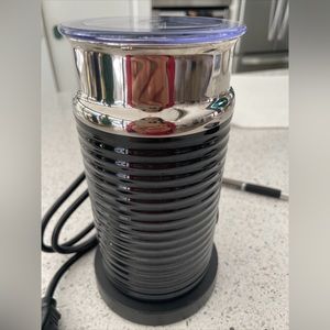 Nespresso Aeroccino  Milk Frother Base, Lid, & Base